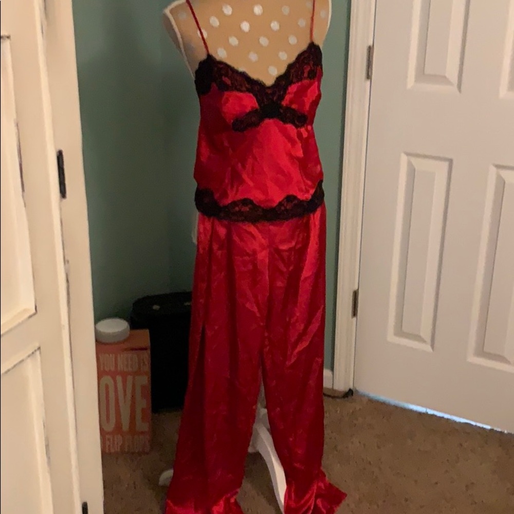 S Frederick’s of Hollywood pjs